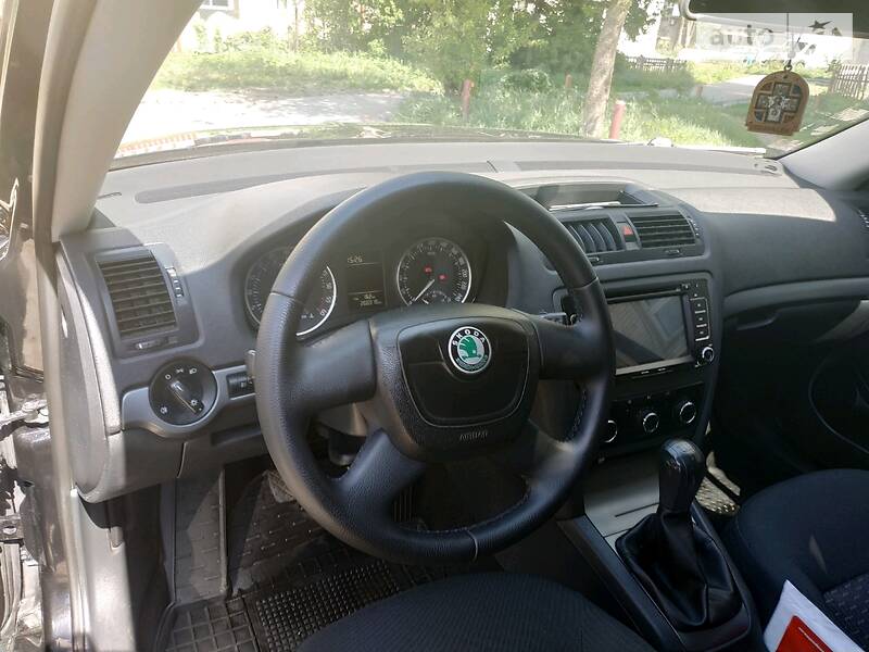 Універсал Skoda Octavia 2012 в Самборі