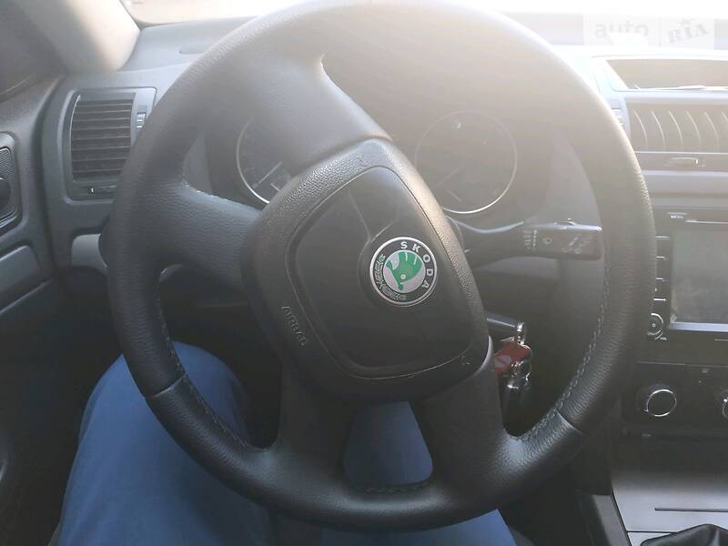 Універсал Skoda Octavia 2012 в Самборі