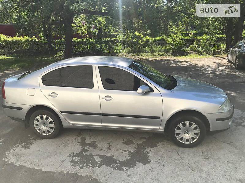 Седан Skoda Octavia 2006 в Києві