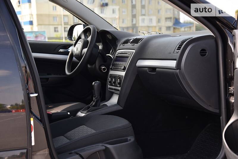 Універсал Skoda Octavia 2010 в Кам'янець-Подільському