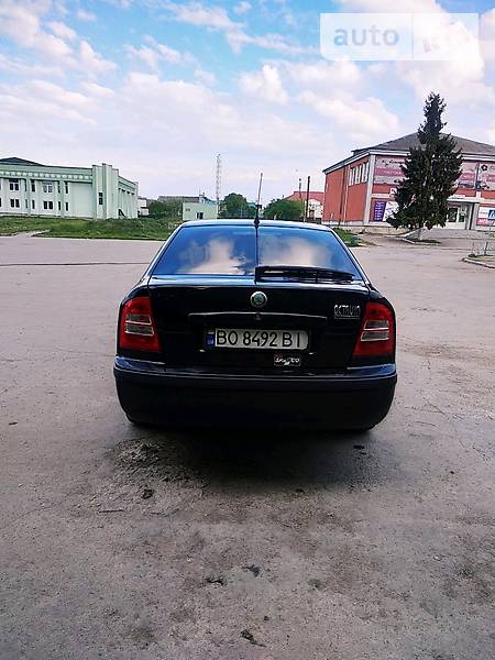Седан Skoda Octavia 2006 в Теофіполі