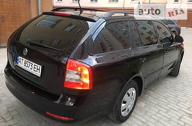 Універсал Skoda Octavia 2012 в 