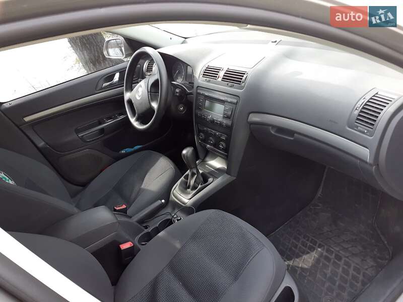 Универсал Skoda Octavia 2008 в Каменском фото 4 Универсал Skoda Octavia 2008 в Каменском