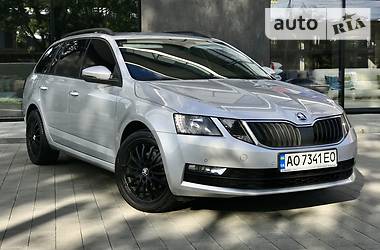 Универсал Skoda Octavia 2017 в Ужгороде