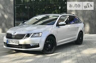 Універсал Skoda Octavia 2017 в Ужгороді