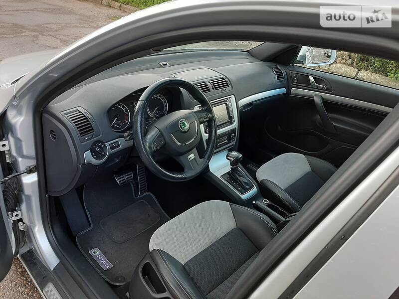 Універсал Skoda Octavia 2012 в Калуші