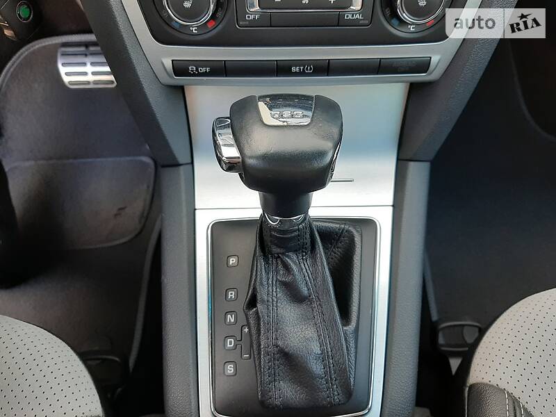 Універсал Skoda Octavia 2012 в Калуші