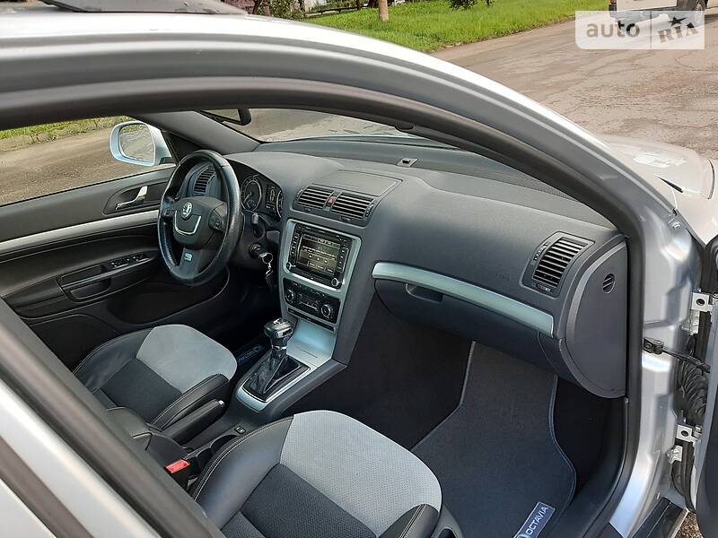 Універсал Skoda Octavia 2012 в Калуші