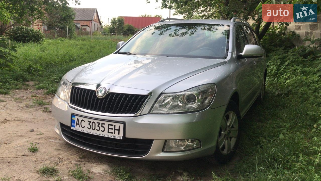 2010 Skoda Octavia - мініатюра 9
