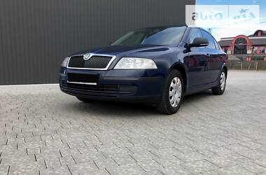 Седан Skoda Octavia 2012 в 