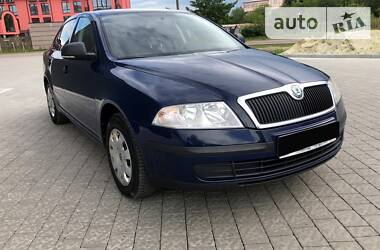Седан Skoda Octavia 2012 в 