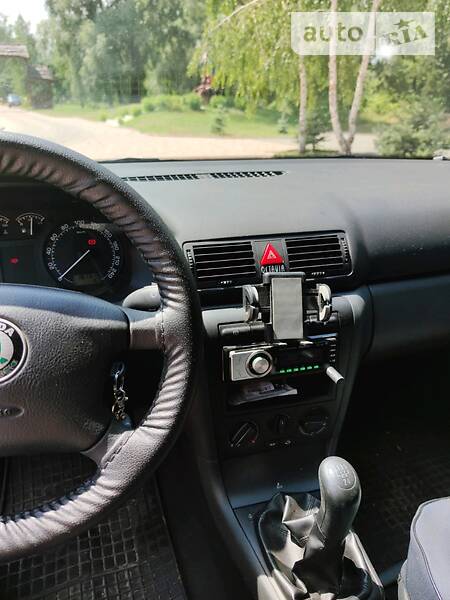 Седан Skoda Octavia 2008 в Миргороді