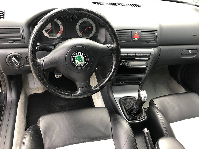 Ліфтбек Skoda Octavia 2001 в Полтаві