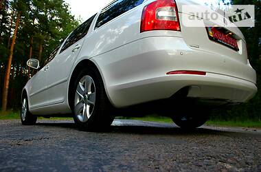 Універсал Skoda Octavia 2011 в 