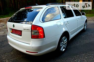 Універсал Skoda Octavia 2011 в 