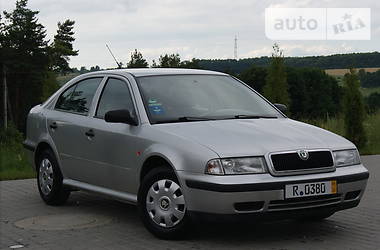 Хэтчбек Skoda Octavia 2000 в Бучаче