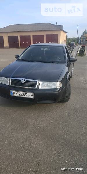 Хетчбек Skoda Octavia 2005 в 