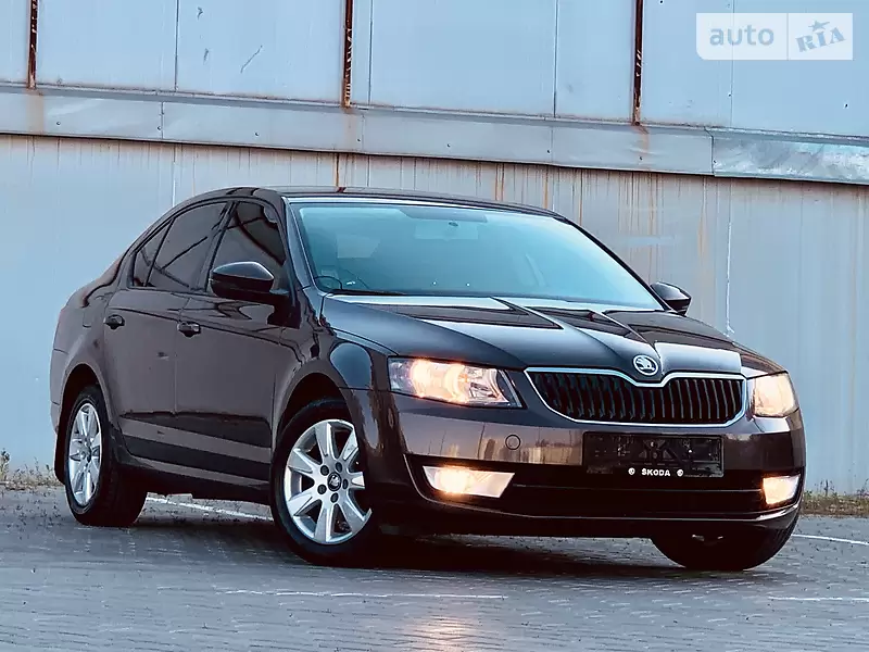 Хетчбек Skoda Octavia 2015 в 