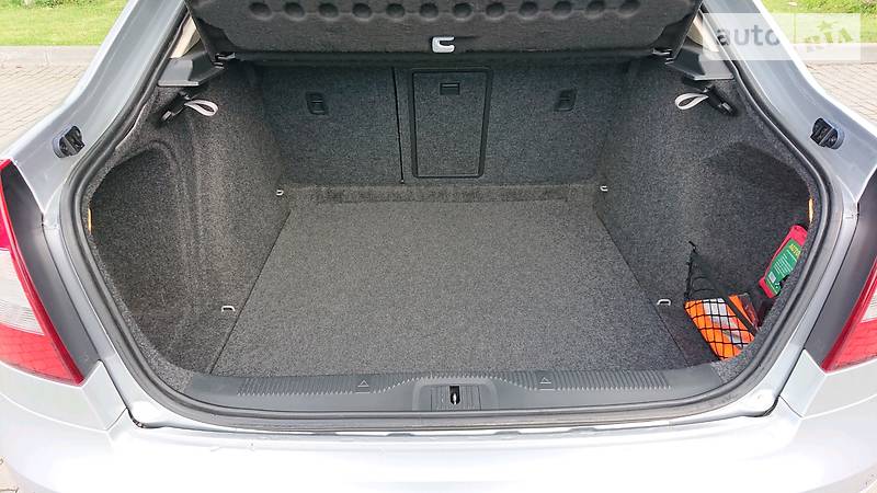 Седан Skoda Octavia 2011 в Коломиї