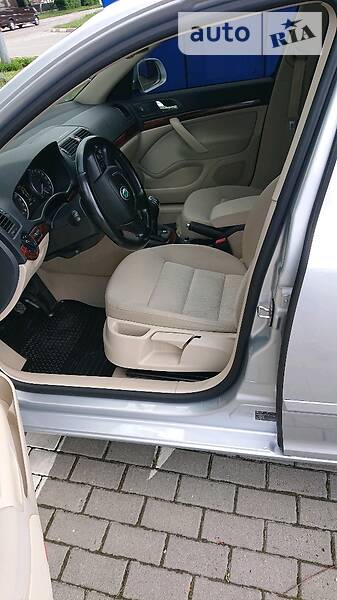Седан Skoda Octavia 2011 в Коломиї