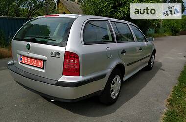Універсал Skoda Octavia 1999 в 
