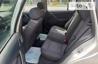 Універсал Skoda Octavia 2004 в 