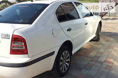 Хетчбек Skoda Octavia 2000 в 