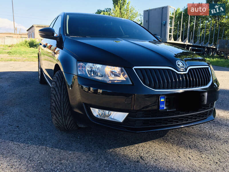 Лифтбек Skoda Octavia 2017 в Ивано-Франковске