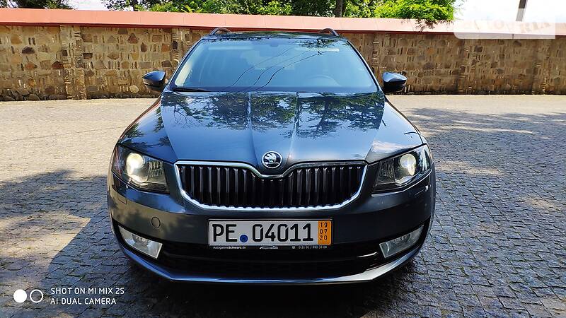 Універсал Skoda Octavia 2015 в Чернівцях