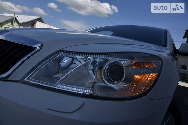 Універсал Skoda Octavia 2012 в Дрогобичі