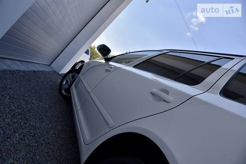 Універсал Skoda Octavia 2012 в Дрогобичі