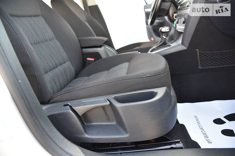Універсал Skoda Octavia 2012 в Дрогобичі