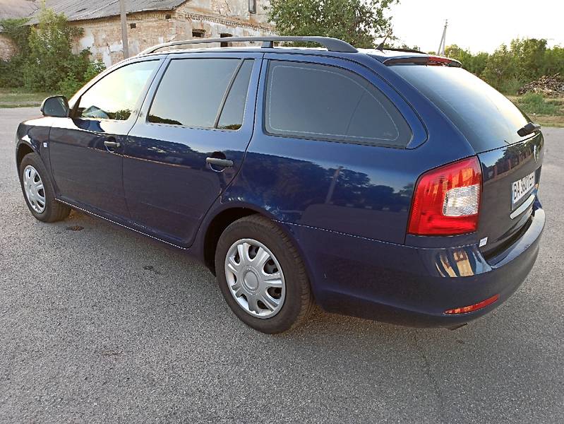 Універсал Skoda Octavia 2010 в Кропивницькому