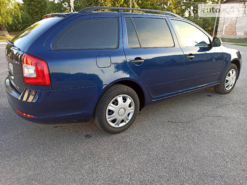 Універсал Skoda Octavia 2010 в Кропивницькому