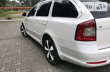 Універсал Skoda Octavia 2011 в 