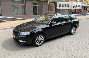 Универсал Skoda Octavia 2015 в Луцке