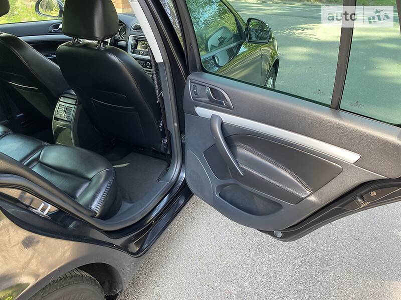 Універсал Skoda Octavia 2010 в Бучі
