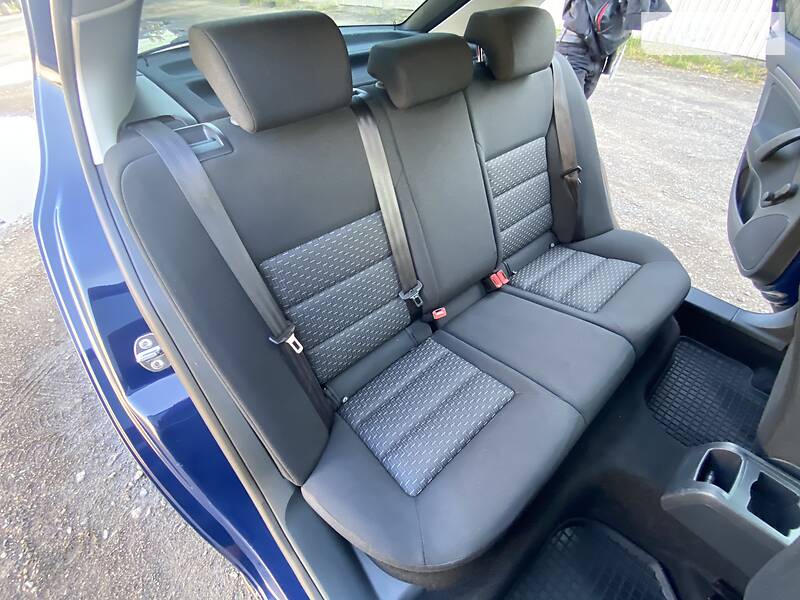 Седан Skoda Octavia 2012 в Луцьку