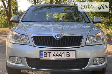 Универсал Skoda Octavia 2012 в Новой Каховке