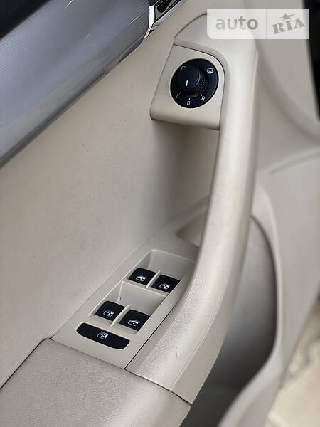 Седан Skoda Octavia 2015 в Ужгороде