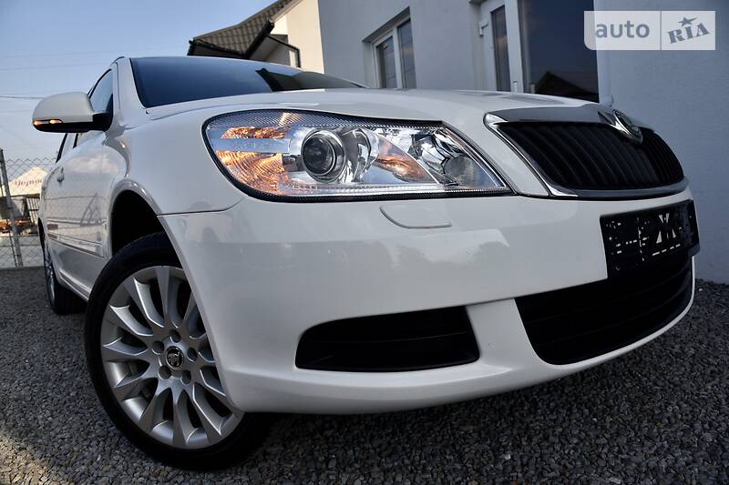 Універсал Skoda Octavia 2011 в Дрогобичі
