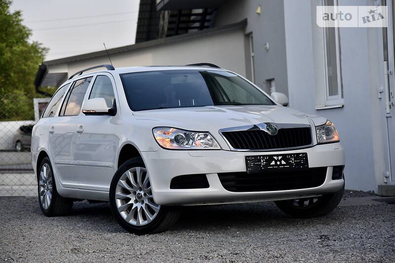 Универсал Skoda Octavia 2011 в Дрогобыче