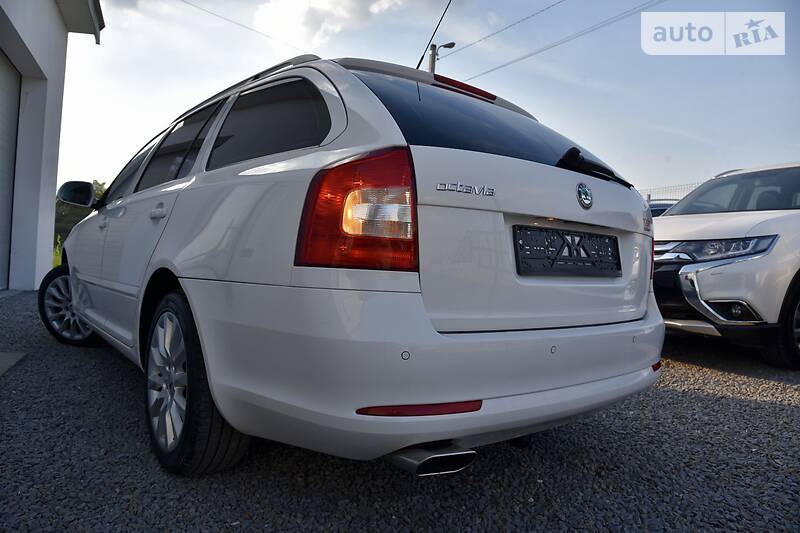 Універсал Skoda Octavia 2011 в Дрогобичі