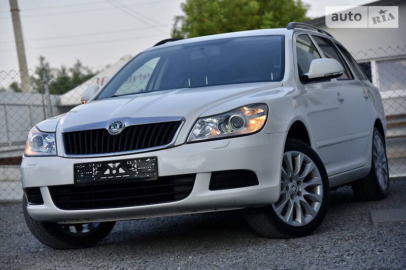 Універсал Skoda Octavia 2011 в Дрогобичі