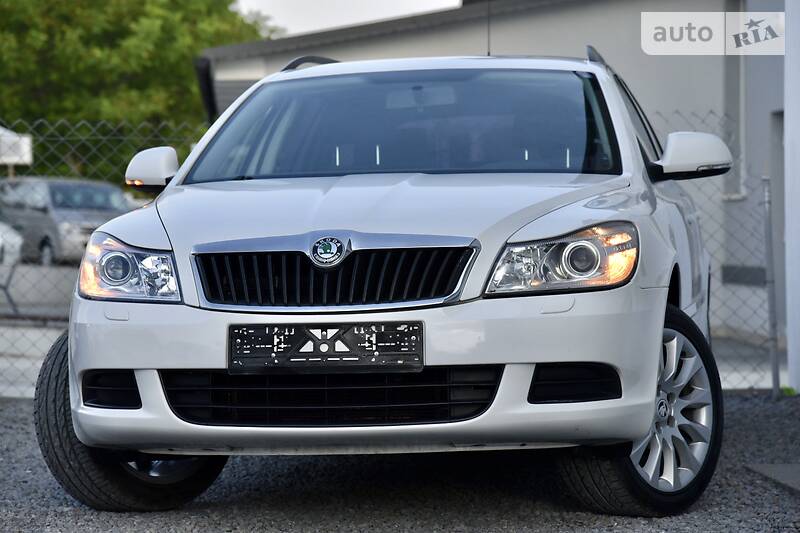 Універсал Skoda Octavia 2011 в Дрогобичі