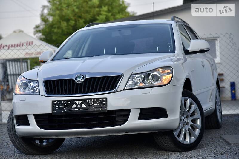 Універсал Skoda Octavia 2011 в Дрогобичі