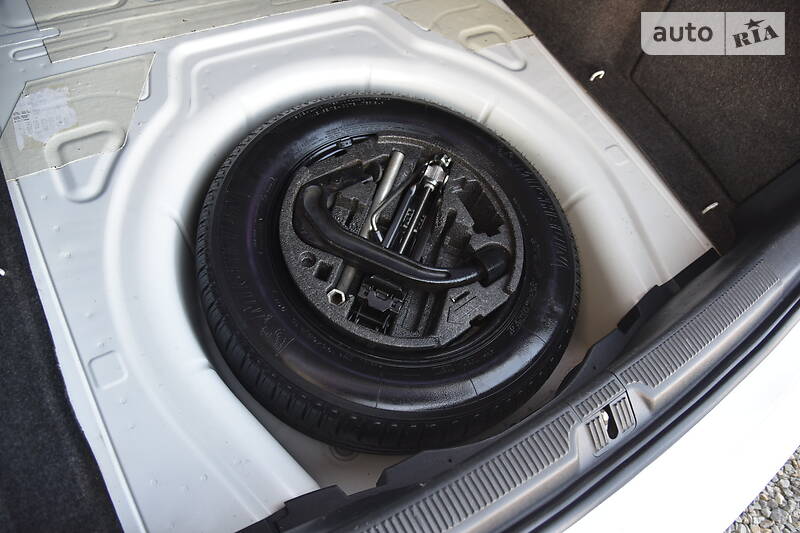 Універсал Skoda Octavia 2011 в Дрогобичі