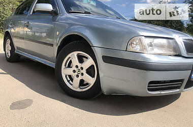 Хэтчбек Skoda Octavia 2002 в Крыжополе