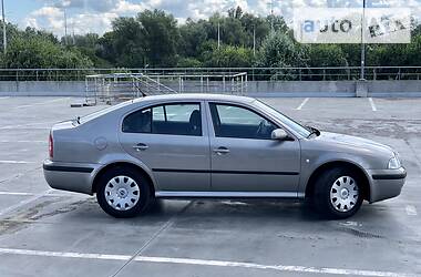 Седан Skoda Octavia 2007 в Киеве