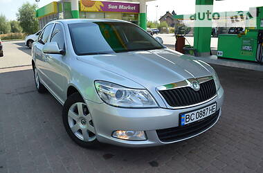 Седан Skoda Octavia 2011 в 